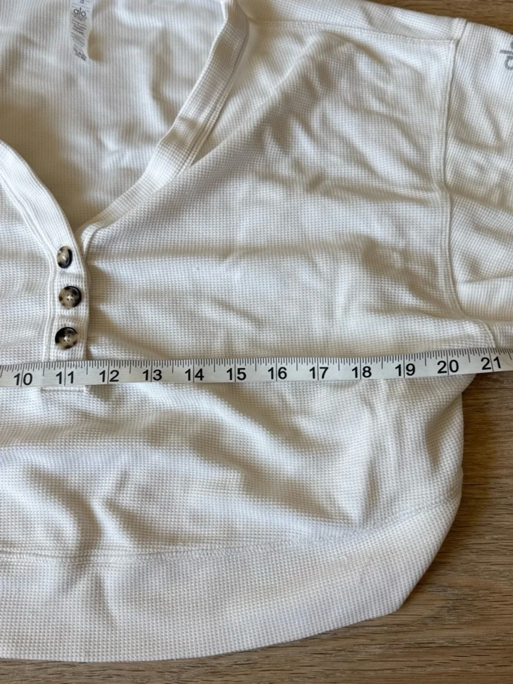 Alo Yoga White Cropped Henley Soft Thermal Top Small